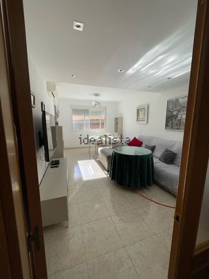 Alquiler de piso en Calle Rafael Alberti, 10 - Photo 1