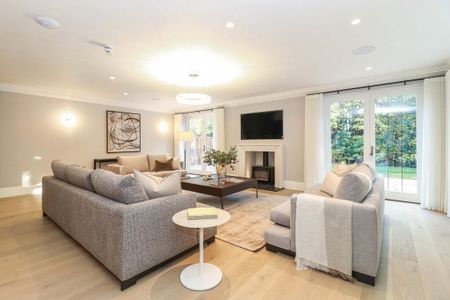 5 bedroom detached house to rent - Photo 4