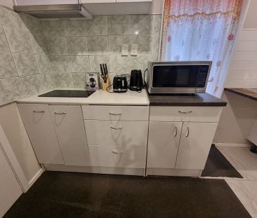 Cosy neat 1 bdrm unit - heart of Manukau/Papatoeto - Photo 4