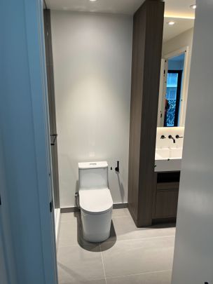 For Lease - 55 Charles Street Unit# 2509, Toronto, Ontario - Photo 1