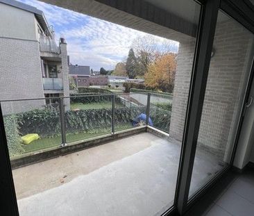 Goed gelegen 2 slaapkamerappartement met terras te huur - Foto 1