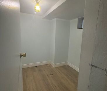 For Lease - 194 Samuels Street Unit# Main Floor, Kitchener, Ontario - Photo 5