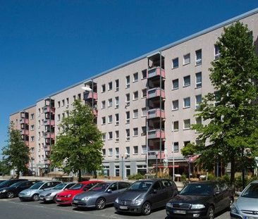 Sanierte 3-Zimmerwohnung in Hellersdorf - Foto 1