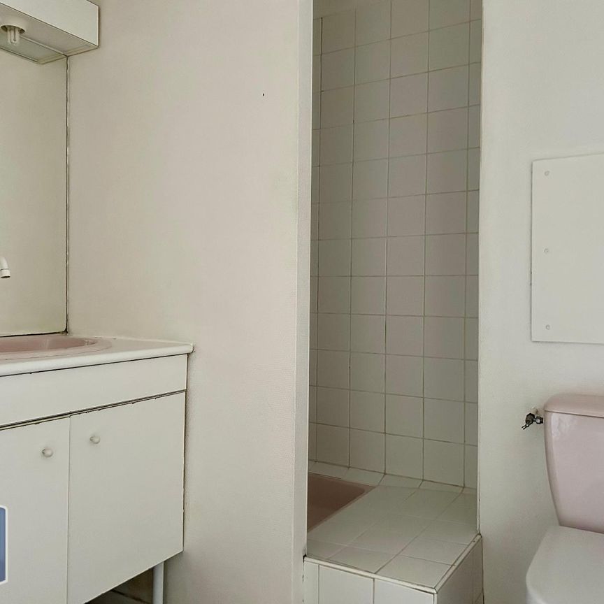 Location Appartement 1 pièce 23m² POITIERS 86000 - Photo 1