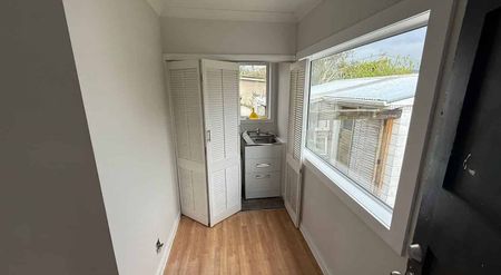 Charming 4BR Family Home in Otaihanga - Photo 3