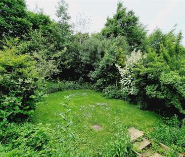 Larkin Gardens, Higham Ferrers, Northants, NN10 - Photo 3