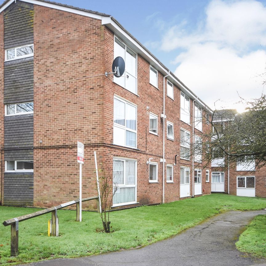 2 bedroom maisonette to rent Darnay Rise, Chelmsford - Photo 2