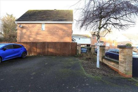 Merrivale Close, Kettering, NN15 - Photo 2