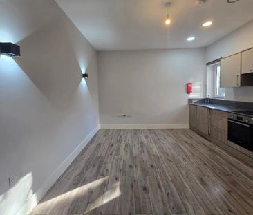 3 Bed Flat, Stuart Crescent, N22 - Photo 4