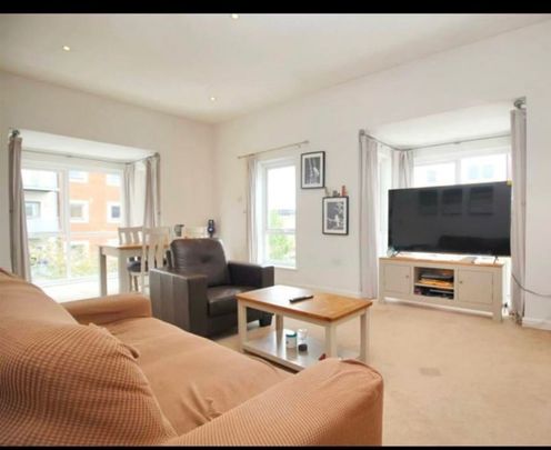 Room in a Shared Flat, Kennet Island, RG2 - Photo 1