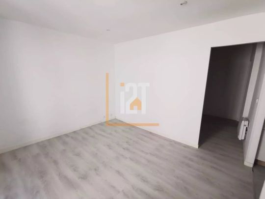 Appartement à louer - Nîmes 1 pièce de 27.1 m² - Photo 1