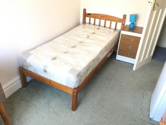 Room in a Shared House, Very Near Craven Road Area, W5 - Photo 1