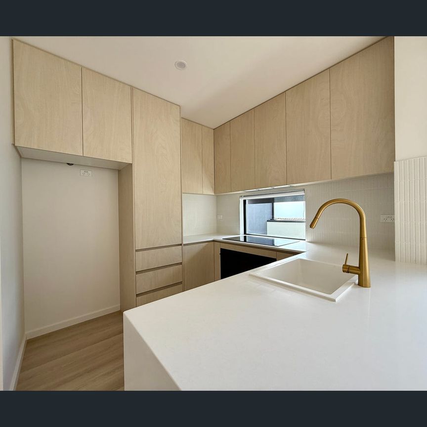 3/3 Adams Street, Alphington, Vic 3078 - Photo 1