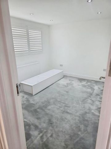 5 bedroom semi-detached house to rent - Photo 5