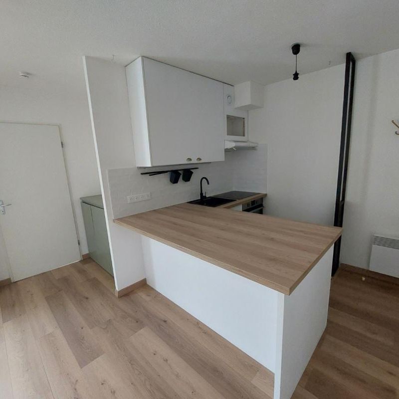 Location Appartement 2 pièces 33m² DEVILLE LES ROUEN 76250 - Photo 1