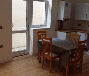1 Bed Flat, Second Avenue, NW4 - Photo 1