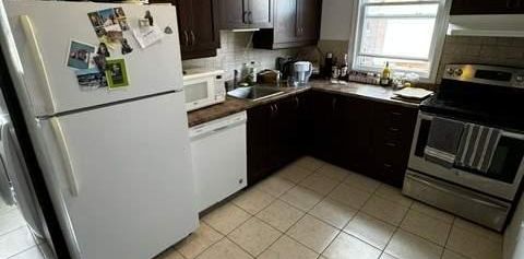 SUPER 2 CH FERMÉES ENSOLEILLE 2 BALCONS AU COEUR DU PLATEAU - Photo 2