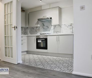 3 bedroom semi-detached house to rent - Photo 3