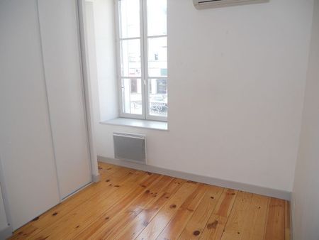 Location Appartement 3 pièces 61m² ISSOUDUN 36100 - Photo 4