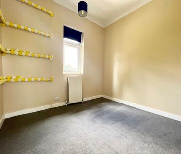 2 bedroom House To Let - Photo 3