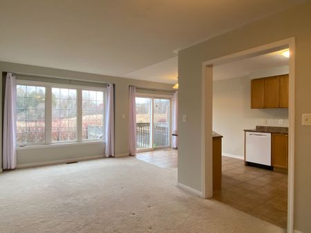 For Lease - 253 Weldon Road, Whitchurch-Stouffville, Ontario - Photo 5