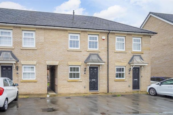 3 bedroom terraced house to rent - Photo 1