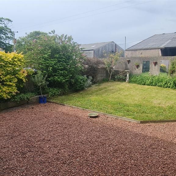 2 bedroom cottage to rent - Photo 1