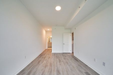 For Lease - 385 Arctic Red Drive Unit# 219, Oshawa, Ontario - Photo 2