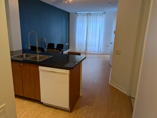 For Lease - 85 Bloor Street Unit# 1508, Toronto, Ontario - Photo 1