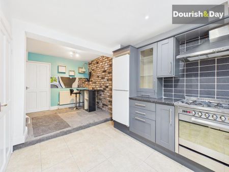 2 bedroom end of terrace house to rent - Photo 3