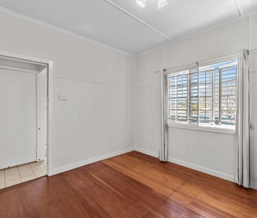 Convenient location, close to QUT and Royal Brisbane Hospital. - Photo 5