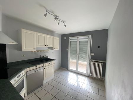 Appartement 3 pièces à louer St Étienne - 42000 / Réf: LA3550-COMPANY39997BYE - Photo 2