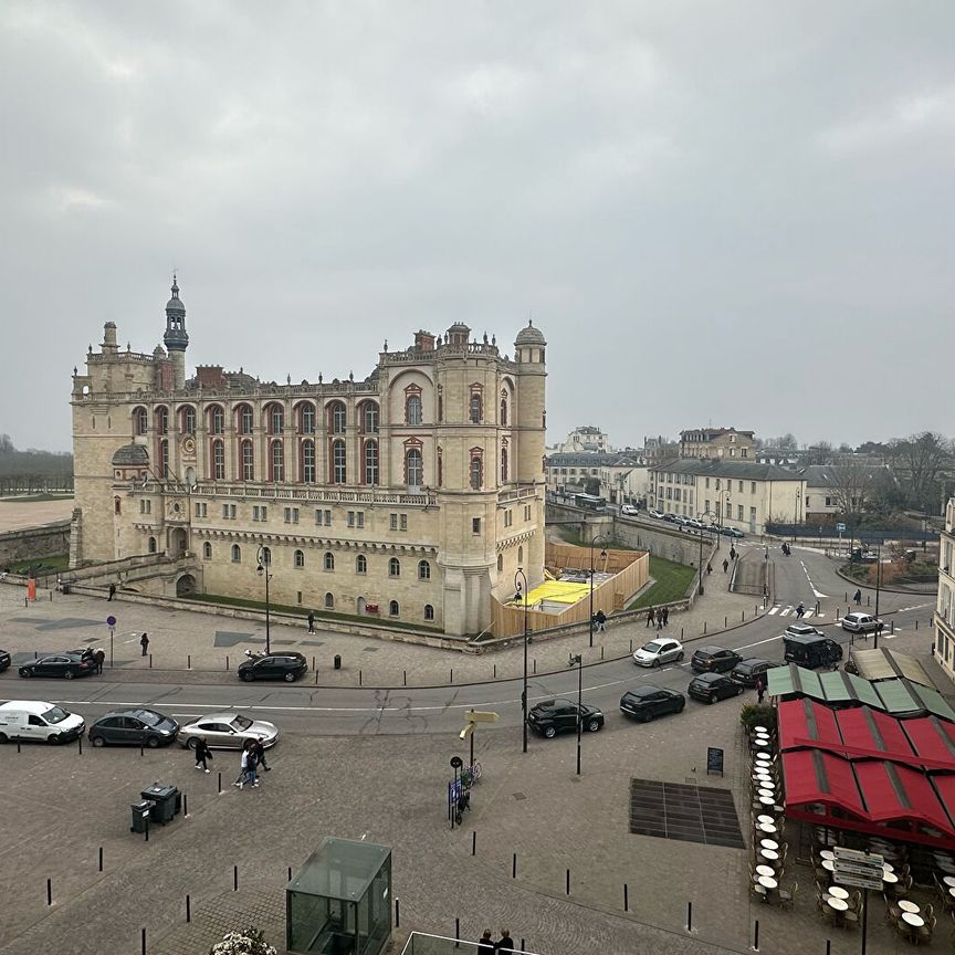 À louer : Appartement spacieux de 5 pièces à Saint-Germain-en-Laye ! - Photo 1