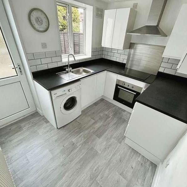 Campbell Street, Brierley Hill, DY5 - Photo 1