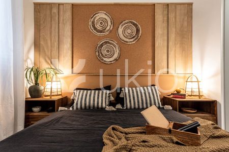 Madrid Capital, Community of Madrid 28006 - Photo 2