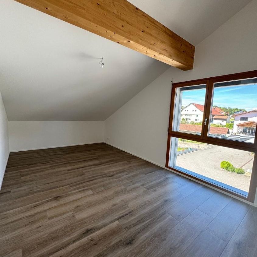 3.5 Zimmer, 103 m², 2. Stock - Photo 1