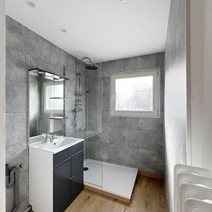 Appartement 5 pièces à Avril - Photo 1