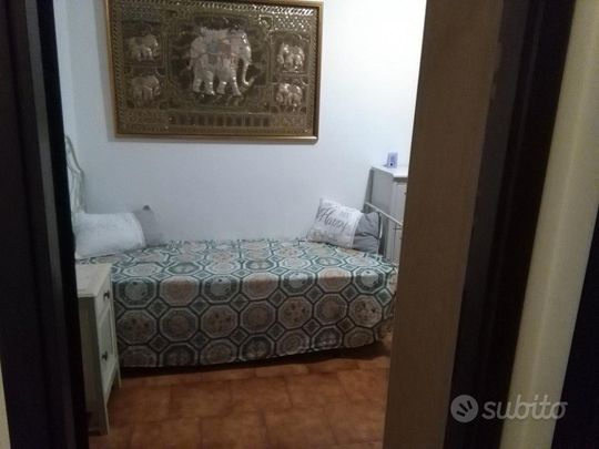 Stanza in appartamento -novara- san paolo - Photo 1