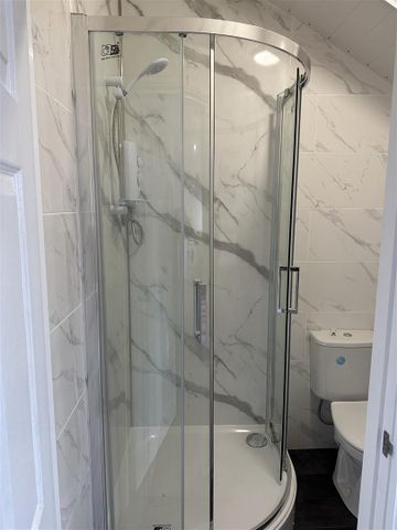 Heaton Road, Newcastle upon Tyne - Photo 4