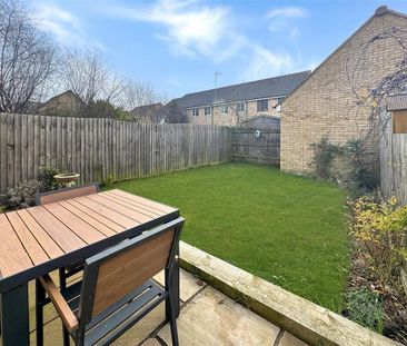 3 bedroom semi-detached house to rent - Photo 5