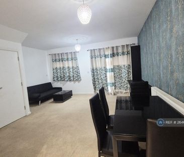 3 bedroom terraced house to rent - Photo 2