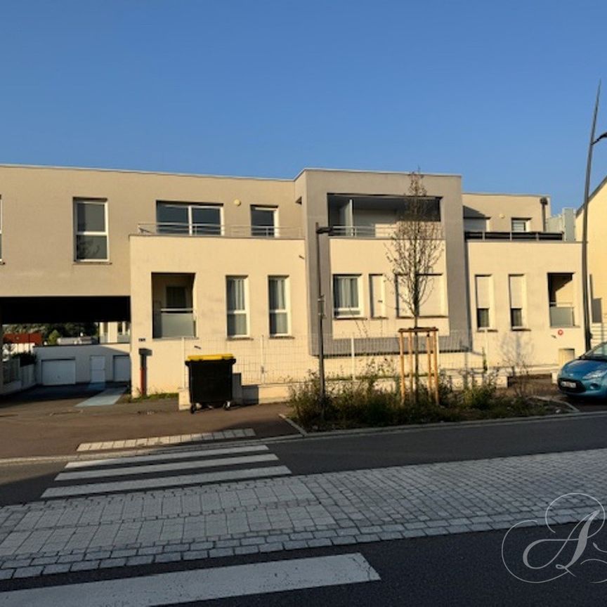 HETTANGE-GRANDE – Studio – Une pièce – Terrasse – Box en sous-sol - Photo 1