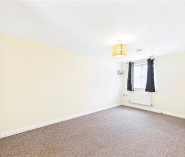2 bedroom end of terrace house to rent - Photo 1