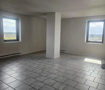Rideau East Apartments — 2-Bed - Photo 3