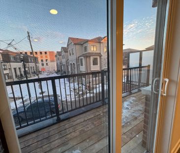 For Lease - 12 Robert Gilpin Lane, Richmond Hill, Ontario - Photo 3