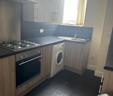 1 bedroom in a house share to rent - Photo 6