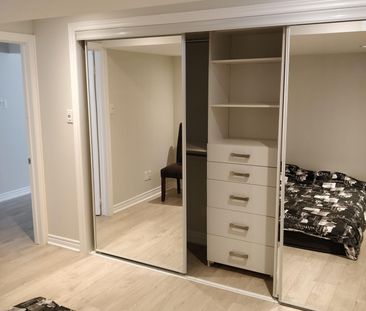 For Lease - 21 Delphinium Avenue Avenue, Richmond Hill, Ontario - Photo 2