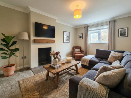 3 bedroom terraced house to rent - Photo 2