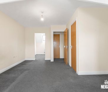 King Edward Avenue - Photo 1