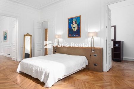 Tout savoir sur cet appartement dans le quartier Saint Philippe du Roule, à Paris 8ème - Photo 3